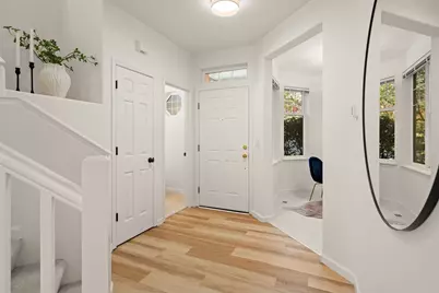 4627 NE 6th Court #4627, Renton, WA 98059 - Photo 17