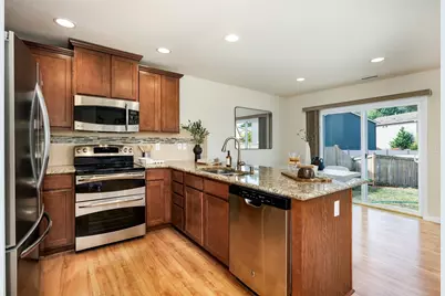 3312 SE 176th Place SE, Bothell, WA 98012 - Photo 3