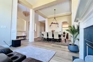 725 S 38th Ct, Renton, WA 98055 - Photo 3