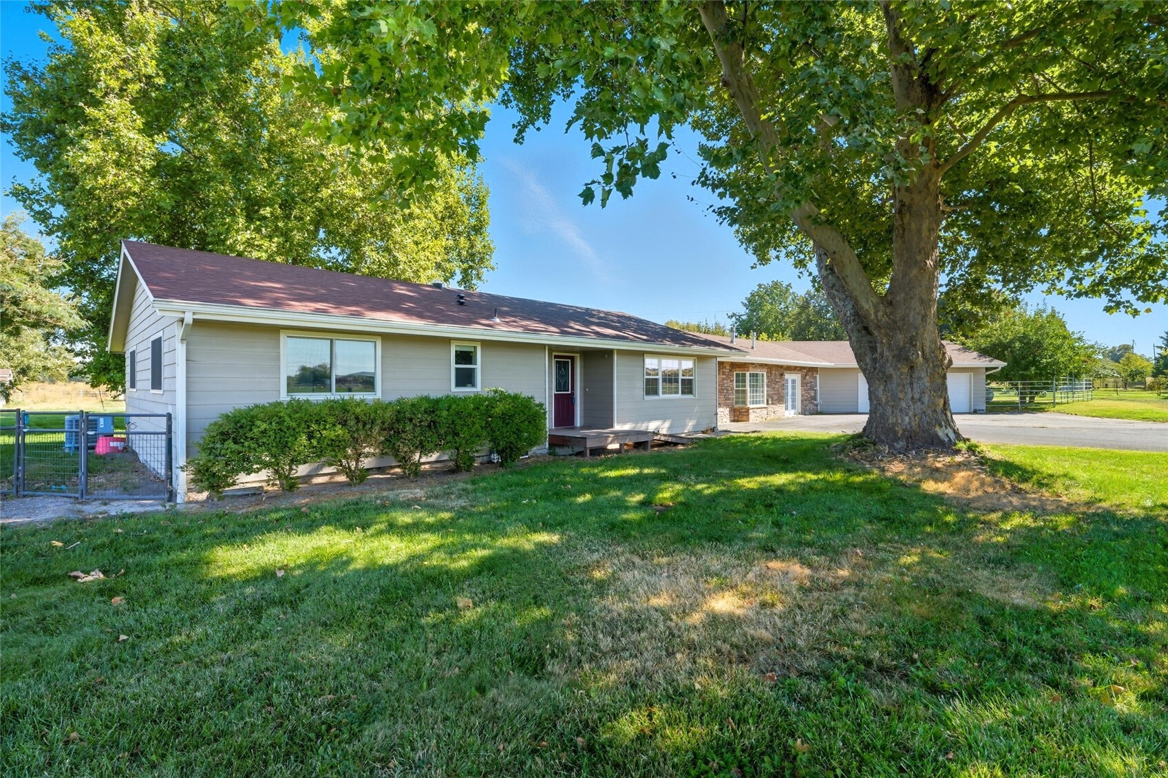 85327 Hwy 339, Milton-Freewater, OR 97862 - MLS 2598293 - Coldwell Banker