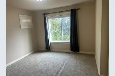 12221 168th Place NE, Redmond, WA 98052 - Photo 15