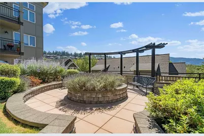 1880 25th Avenue NE #404, Issaquah, WA 98027 - Photo 19