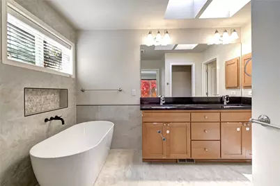 18857 NE 62nd Way, Redmond, WA 98052 - Photo 15