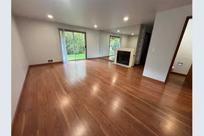18910 Bothell Everett Highway #G1, Bothell, WA 98012 - Photo 7