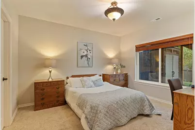22307 NE 6th Court, Sammamish, WA 98074 - Photo 31