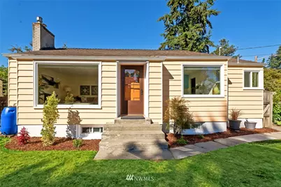 10841 24th Avenue NE, Seattle, WA 98125 - Photo 1