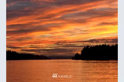 4594 Point White Drive NE, Bainbridge Island, WA 98110 - Photo 1