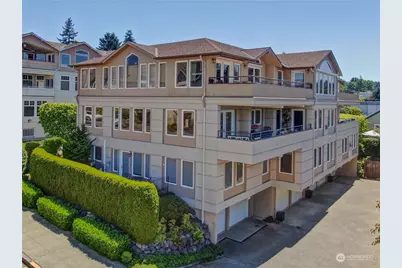 536 Walnut Street #201, Edmonds, WA 98020 - Photo 1