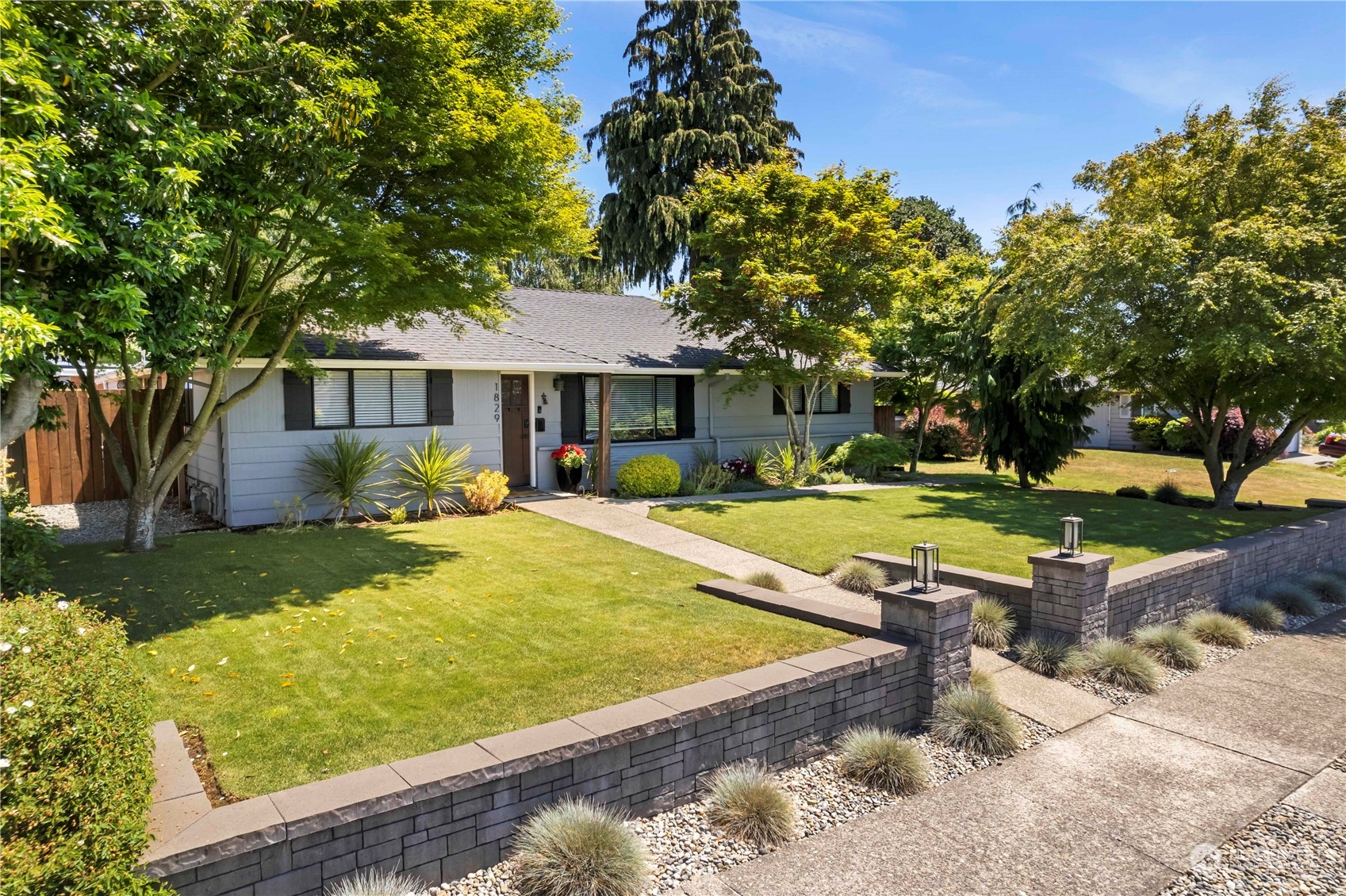 1829 N Highland St, WA 98406 MLS 2127205 Coldwell Banker