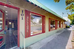 101 W Broadway Ave, Milton-Freewater, OR 97862 - Photo 1