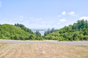 32 Xx Discovery Heights, Ilwaco, WA 98624 - Photo 1