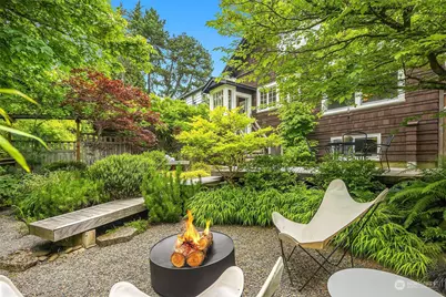 135 34th Avenue E, Seattle, WA 98112 - Photo 1