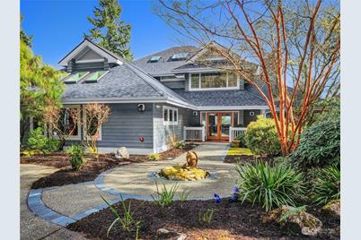 8726 NE Triple Crown Drive, Bainbridge Island, WA 98110 - Photo 1