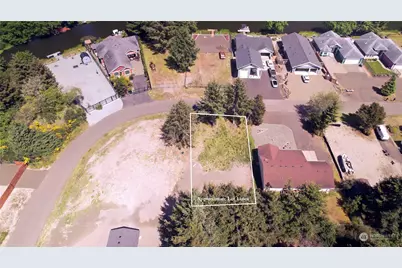 753 Island Circle, Ocean Shores, WA 98569 - Photo 1