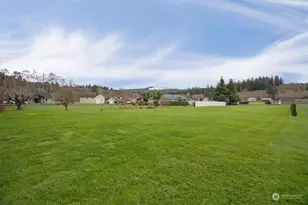 14 Monroe Ct, Cathlamet, WA 98612 - Photo 1