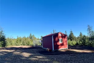 289 Luttrell Ln, Chinook, WA 98614 - Photo 1