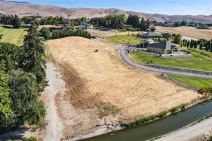 45 Tuscana Ln, Wenatchee, WA 98801 - Photo 1