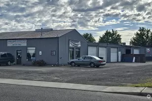 1400 Down River Dr, Woodland, WA 98674 - Photo 1