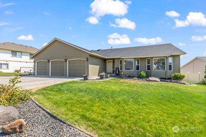 5206 Channel Drive, Yakima, WA 98901 - Photo 1