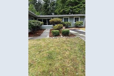 1917 166th Place NE, Bellevue, WA 98008 - Photo 1