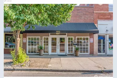 613 W 11th Street, Vancouver, WA 98660 - Photo 1