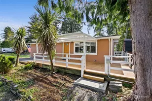 153 S Pleasant Dr, Westport, WA 98595 - Photo 1