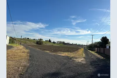 1109 Lawson, Walla Walla, WA 99362 - Photo 1