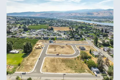 152 33rd   (Lot 22) Street NW, East Wenatchee, WA 98802 - Photo 1