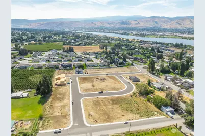 164 33rd   (Lot 23) Street NW, East Wenatchee, WA 98802 - Photo 1