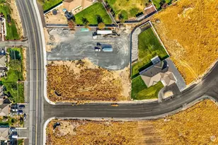 7828 NE Blackbird Loop, Moses Lake, WA 98837 - Photo 1