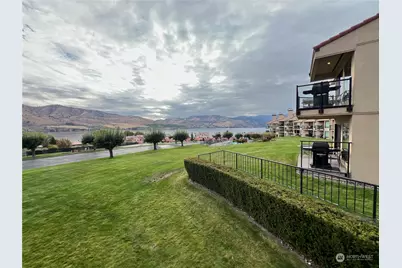 100 Lake Chelan Shores Drive #15-5B, Chelan, WA 98816 - Photo 1