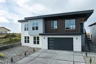 31901 G St, Ocean Park, WA 98640 - Photo 1