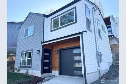 7213 33rd Avenue S, Seattle, WA 98118 - Photo 1