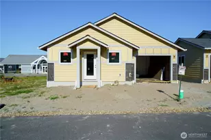 113 7th St SW, Long Beach, WA 98631 - Photo 1