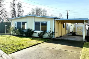 1458 S E Sandpiper Ln, College Place, WA 99324 - Photo 1