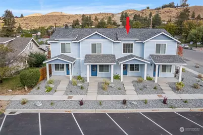 143 E Nixon Avenue, Chelan, WA 98816 - Photo 1