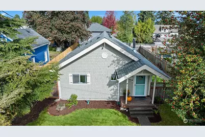 2327 Lexington Avenue, Everett, WA 98203 - Photo 1