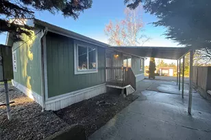 84 Bayview Park Ln, Port Angeles, WA 98362 - Photo 1