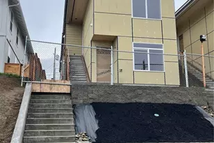 2420 S I St, Tacoma, WA 98405 - Photo 1