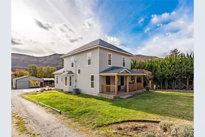 1101 Lower Sunnyslope Road, Wenatchee, WA 98801 - Photo 1