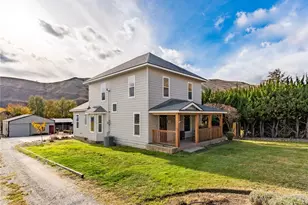 1101 Lower Sunnyslope Rd, Wenatchee, WA 98801 - Photo 1