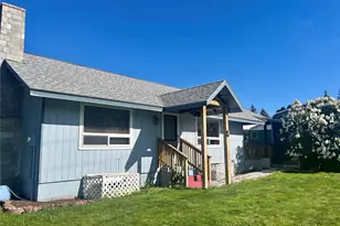 402 Kendall St, Riverside, WA 98849 - Photo 1