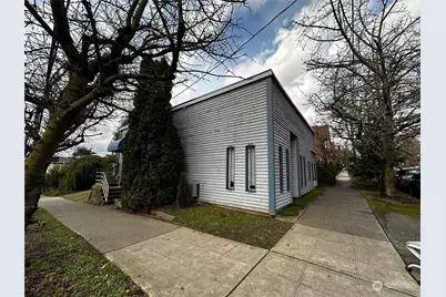 101 14th Avenue E, Seattle, WA 98122 - Photo 1