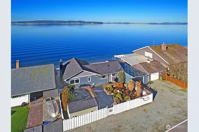 127 Utsalady Road, Camano Island, WA 98282 - Photo 1