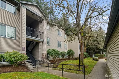 25025 SE Klahanie Boulevard #C303, Issaquah, WA 98029 - Photo 1