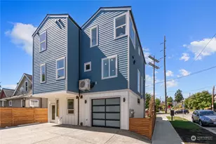 4070 5th Ave NE, Seattle, WA 98105 - Photo 1