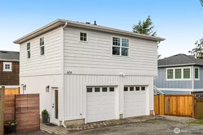 604 14th Avenue W, Kirkland, WA 98033 - Photo 1