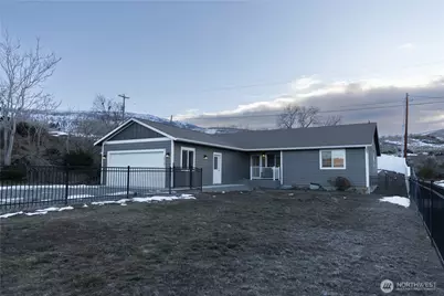 2921 Sierra Boulevard, Malaga, WA 98828 - Photo 1