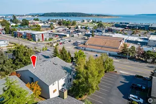 320 SE Barrington Dr, Oak Harbor, WA 98277 - Photo 1