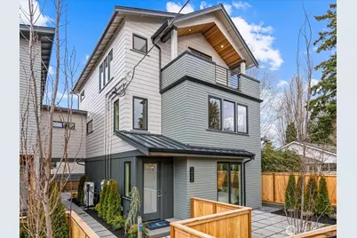 1052 NE 98th Street, Seattle, WA 98115 - Photo 1